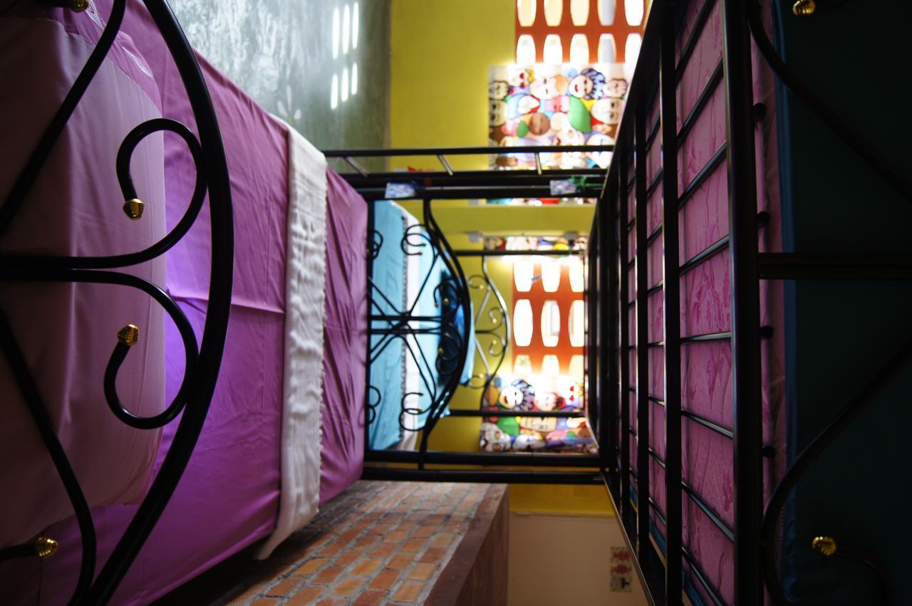 Dorm Des Fleurs Hostel Khao Lak Zimmer foto
